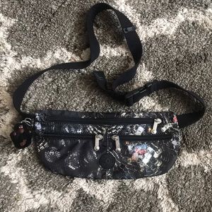 Kipling fanny pack